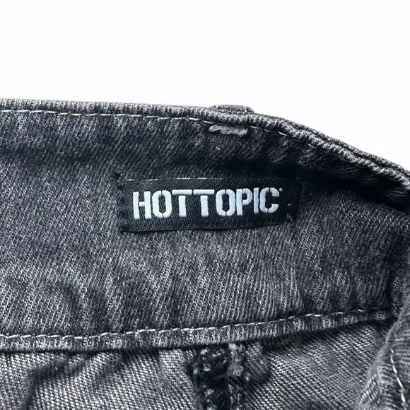 Mall Goth Hot Topic Black Denim Mini Skirt with Chain Accent Emo Grunge - Picture 3 of 7